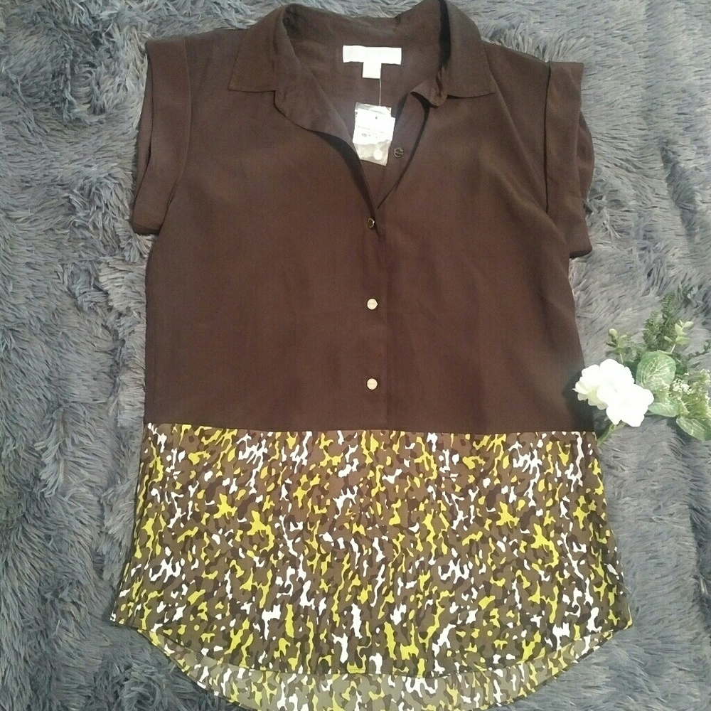 3 for 20$ Nwt! Michael lightweight top. M